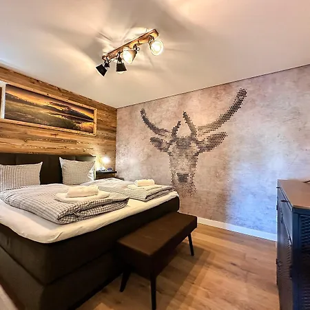 Almenhof Apartment *